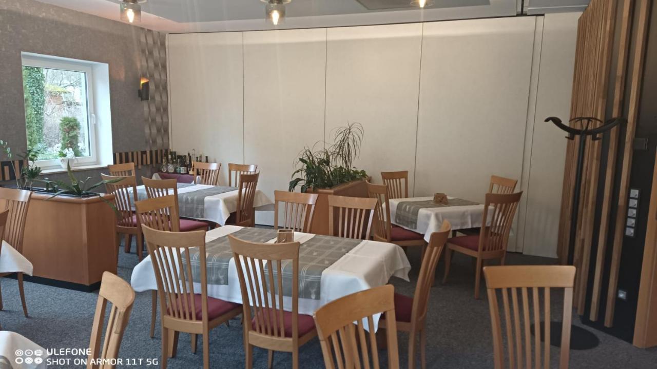 Hotel & Restaurant Zum Hirsch Romhild エクステリア 写真