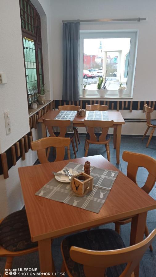Hotel & Restaurant Zum Hirsch Romhild エクステリア 写真