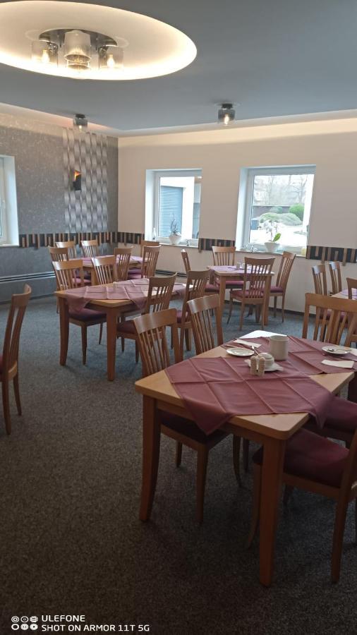 Hotel & Restaurant Zum Hirsch Romhild エクステリア 写真