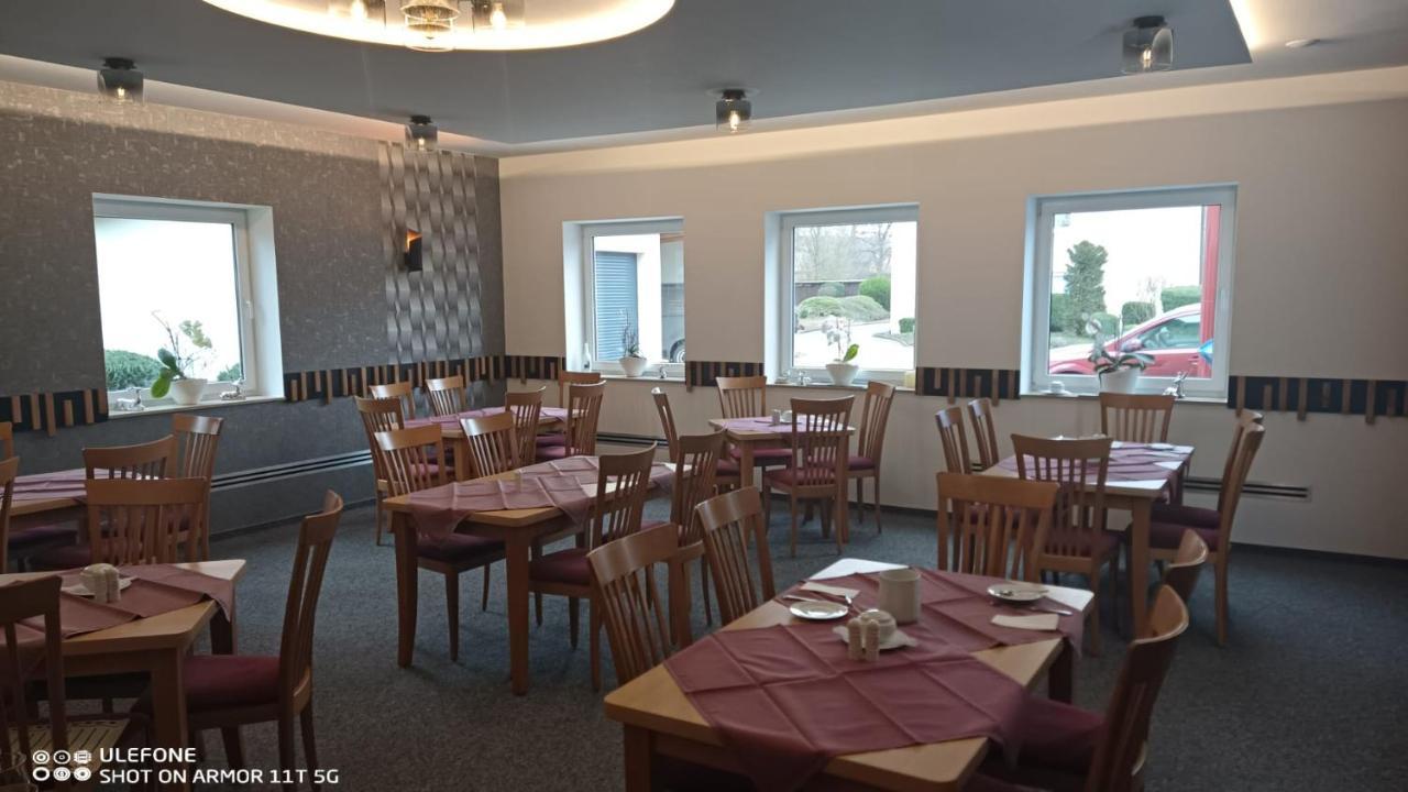 Hotel & Restaurant Zum Hirsch Romhild エクステリア 写真